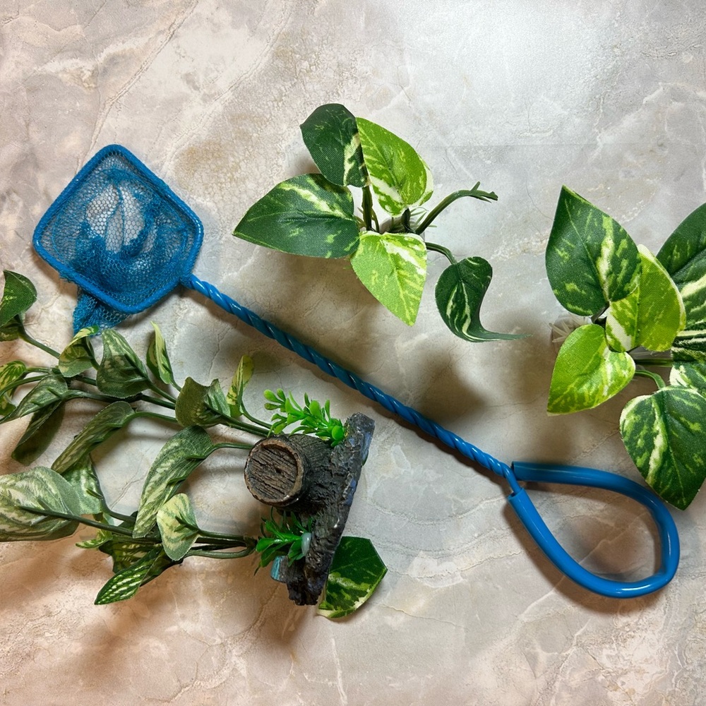 Small fish net and 3 piece fabric fish bowl plants